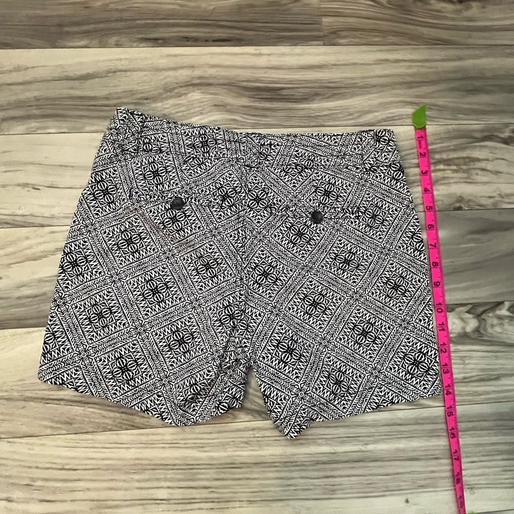Banana Republic Black & White High Waist Printed Shorts